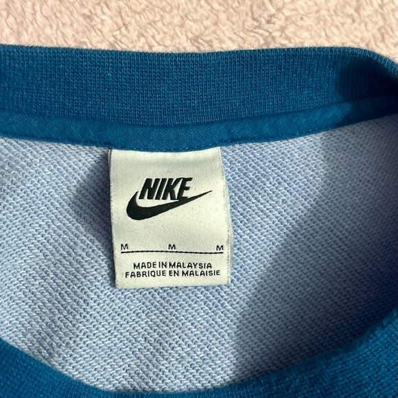 Nike Mens Blue and White Crewneck sweatshirt - MEDIUM - Picture 3 of 4